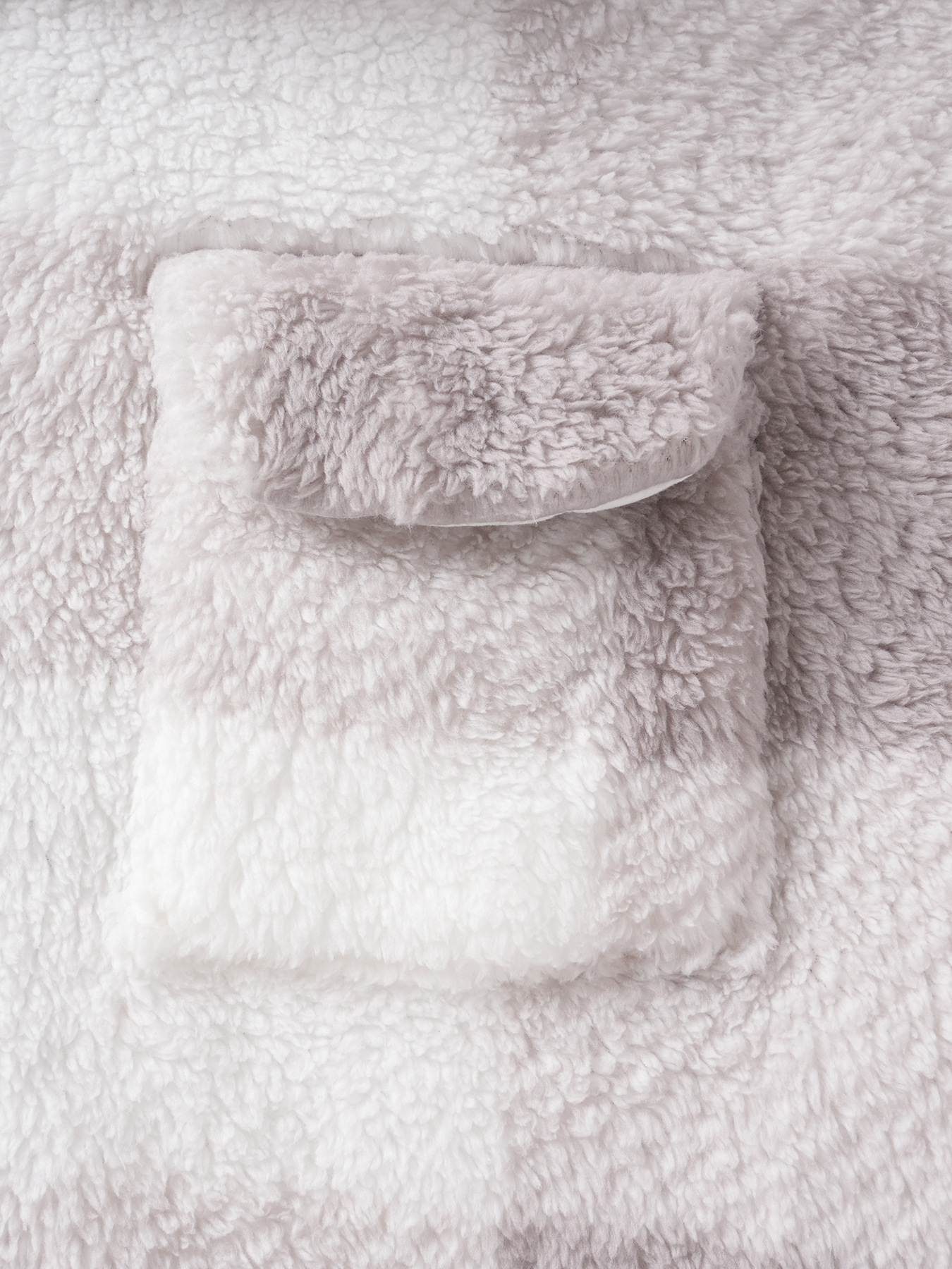 17569c62 F747 4fef A53d 01db86e126c8