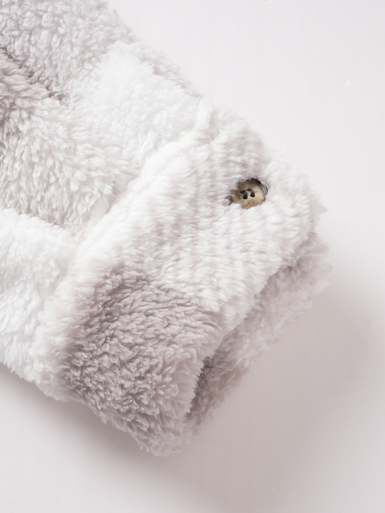 374762e4 1efa 434c B3b1 3ee3d1946a45